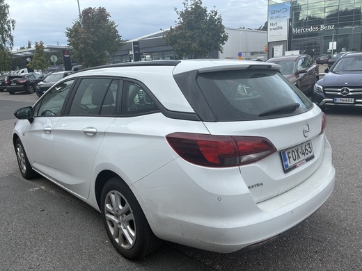 Opel Astra vaihtoauto
