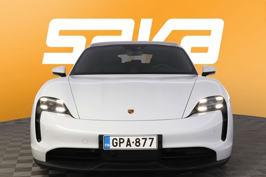 Porsche Taycan vaihtoauto