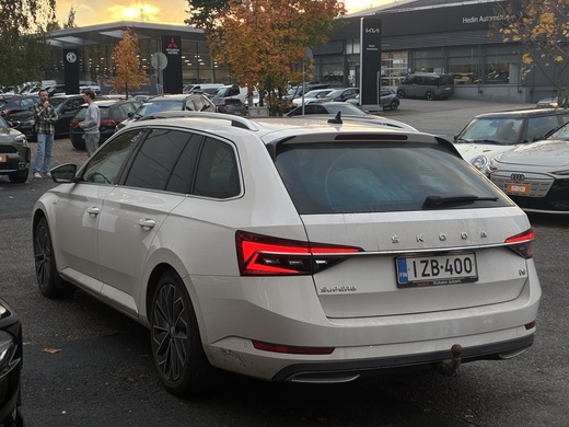 Skoda Superb vaihtoauto