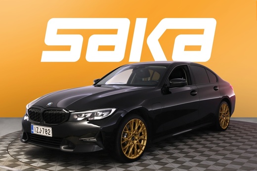 BMW 330 vaihtoauto