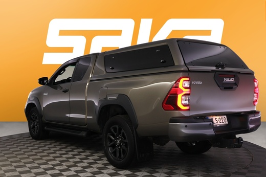 Toyota Hilux vaihtoauto