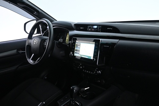 Toyota Hilux vaihtoauto