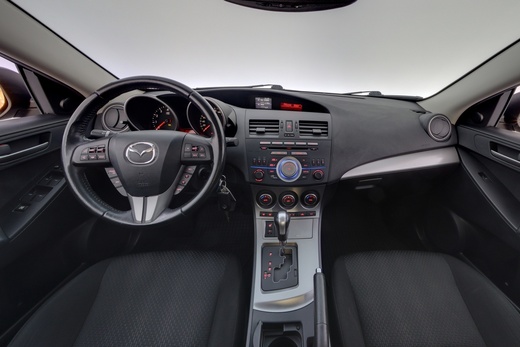 Mazda 3 vaihtoauto