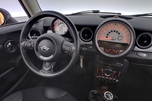 Mini Cooper vaihtoauto
