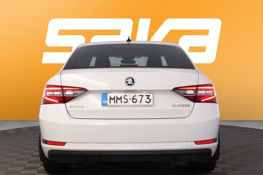 Skoda Superb vaihtoauto