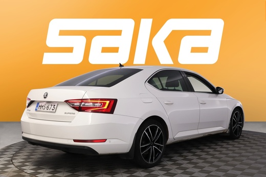 Skoda Superb vaihtoauto