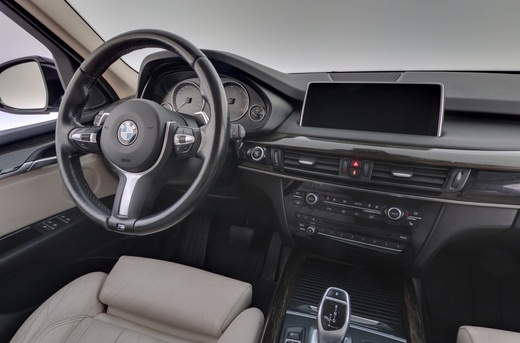 BMW X5 vaihtoauto