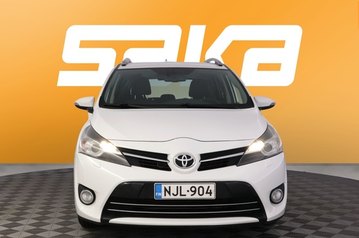 Toyota Verso vaihtoauto