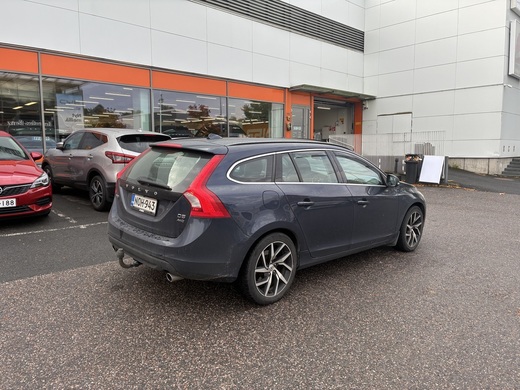 Volvo V60 vaihtoauto