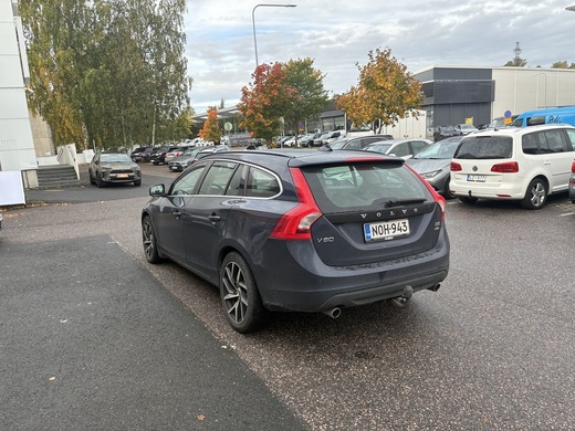 Volvo V60 vaihtoauto