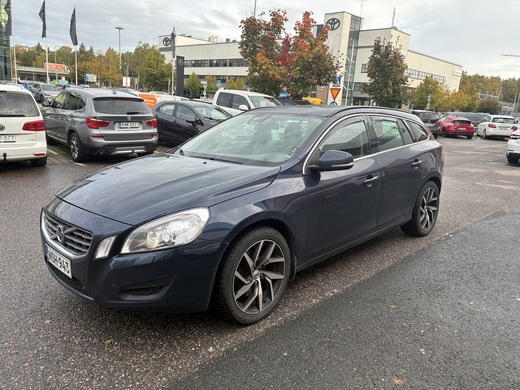Volvo V60 vaihtoauto