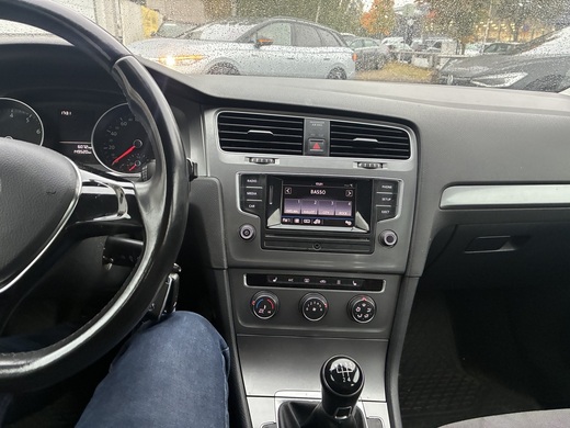 Volkswagen Golf vaihtoauto