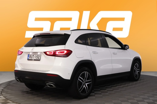 Mercedes-Benz GLA vaihtoauto