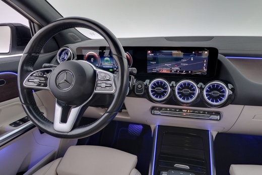 Mercedes-Benz GLA vaihtoauto