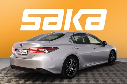 Toyota Camry vaihtoauto