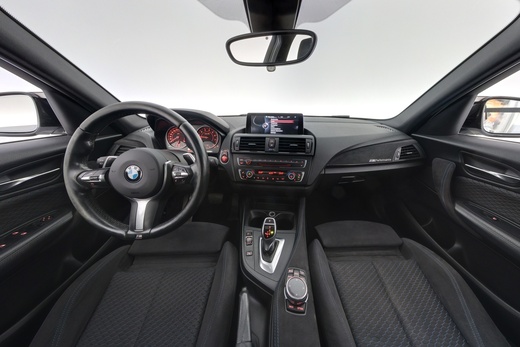 BMW M135i vaihtoauto