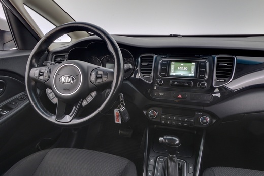 Kia Carens vaihtoauto