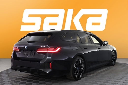 BMW i5 M60 vaihtoauto