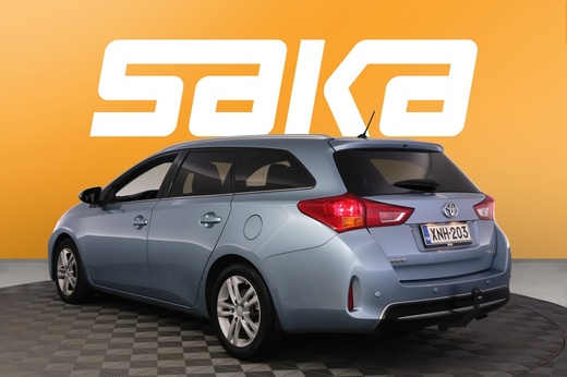 Toyota Auris vaihtoauto