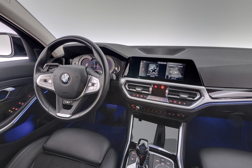 BMW 320 vaihtoauto