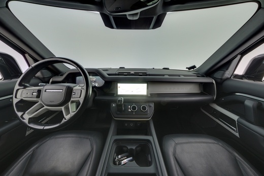 Land Rover Defender vaihtoauto