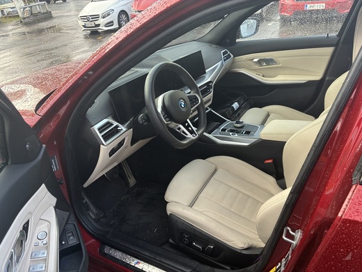 BMW 330 vaihtoauto