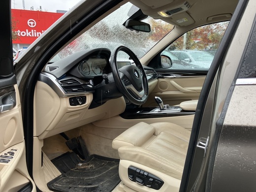 BMW X5 vaihtoauto