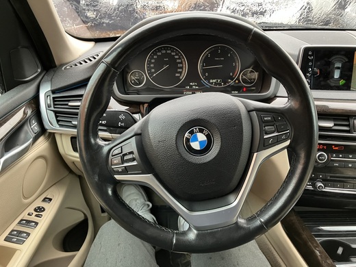 BMW X5 vaihtoauto