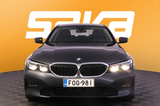 BMW 330 vaihtoauto