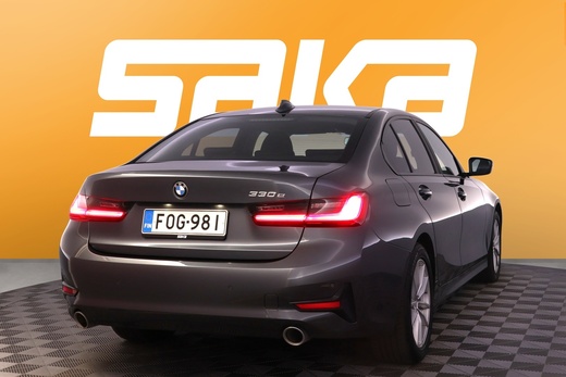 BMW 330 vaihtoauto