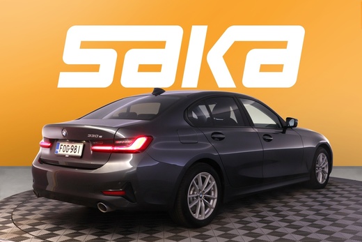 BMW 330 vaihtoauto