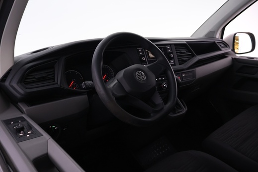 Volkswagen Caravelle vaihtoauto
