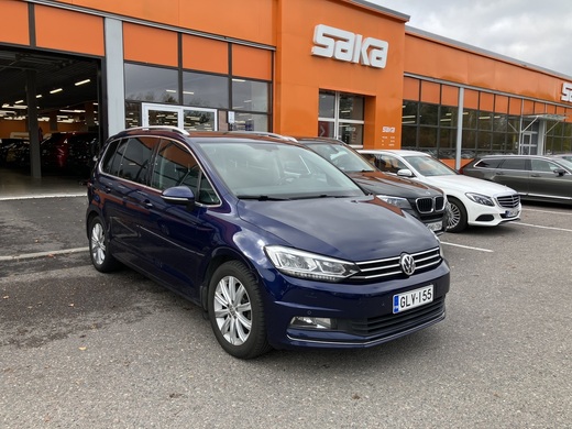 Volkswagen Touran vaihtoauto