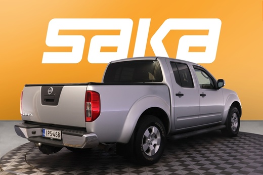 Nissan Navara vaihtoauto