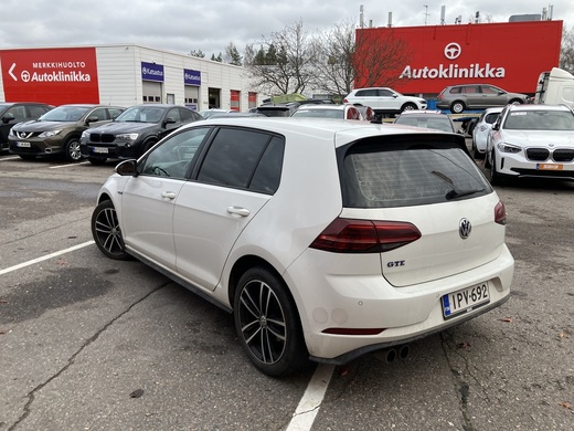 Volkswagen Golf vaihtoauto