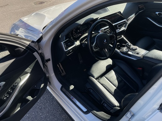 BMW 330 vaihtoauto