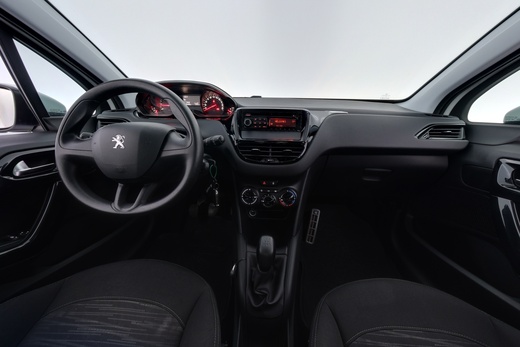 Peugeot 208 vaihtoauto