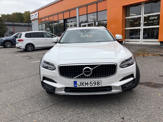 Volvo V90 Cross Country vaihtoauto