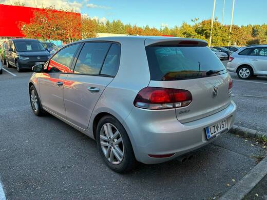 Volkswagen Golf vaihtoauto