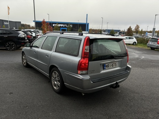 Volvo V70 vaihtoauto