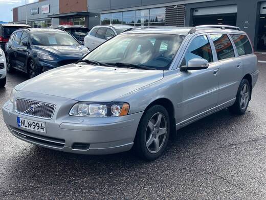 Volvo V70 vaihtoauto