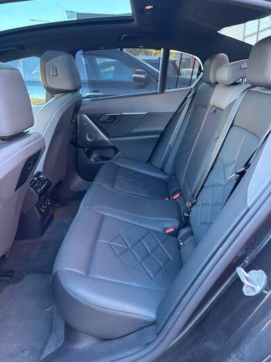 BMW i5 M60 vaihtoauto
