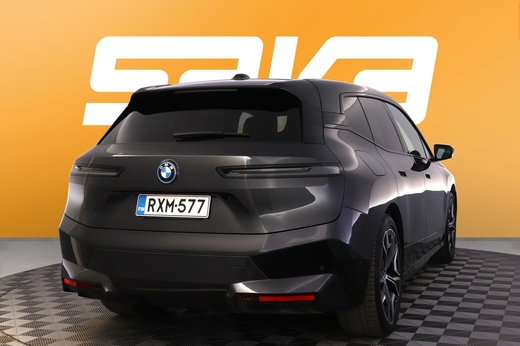 BMW iX vaihtoauto