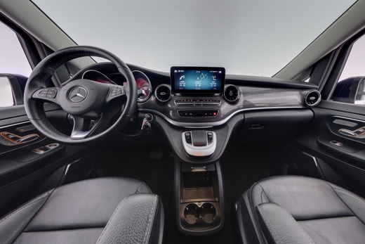 Mercedes-Benz EQV vaihtoauto