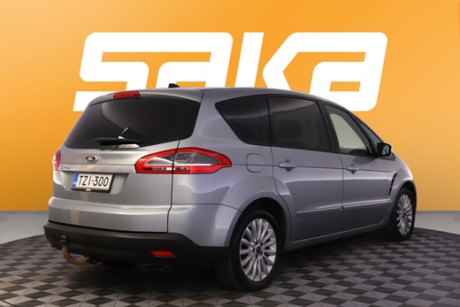 Ford S-MAX vaihtoauto