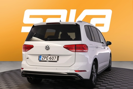 Volkswagen Touran vaihtoauto