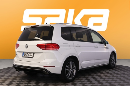 Volkswagen Touran vaihtoauto