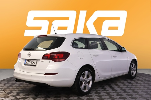 Opel Astra vaihtoauto