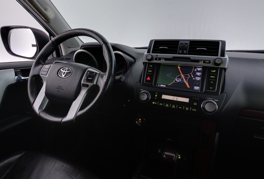 Toyota Land Cruiser vaihtoauto