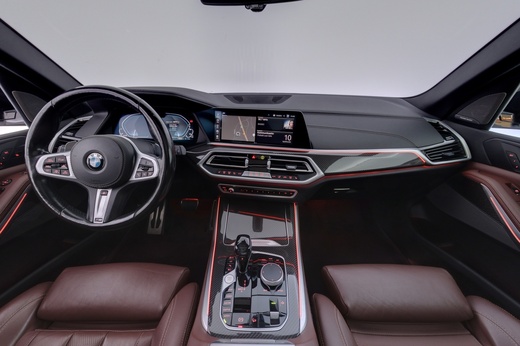 BMW X5 vaihtoauto